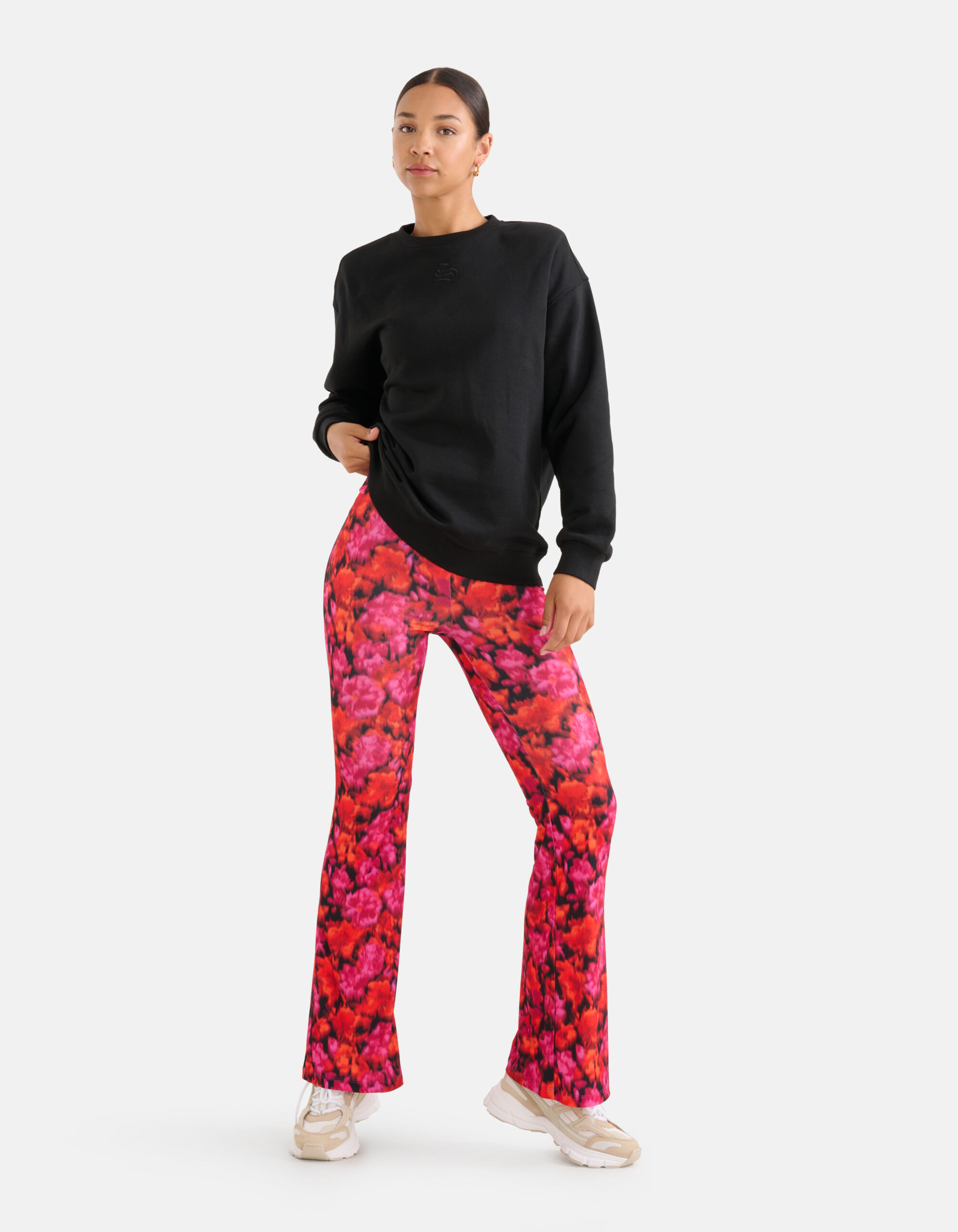 flared-broek-dames-673bdc-1.jpg